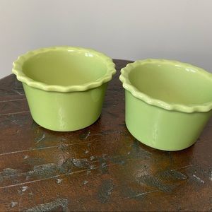 Set of 2 Chantal Scalloped Green 1-Cup Ramekins